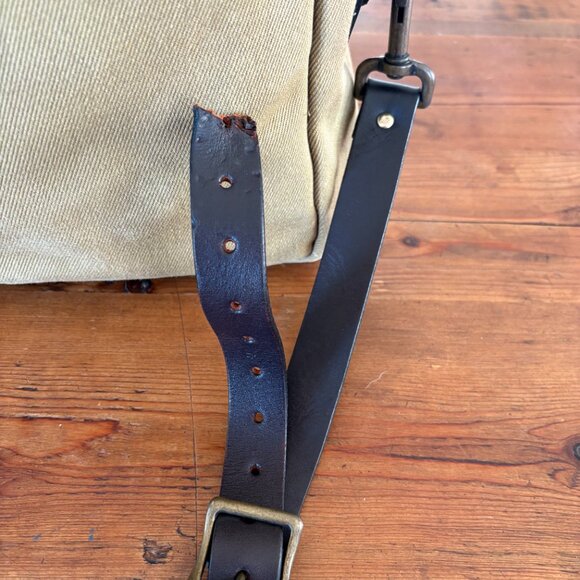 Filson Rugged Twill Original Briefcase - Picture 3 of 10